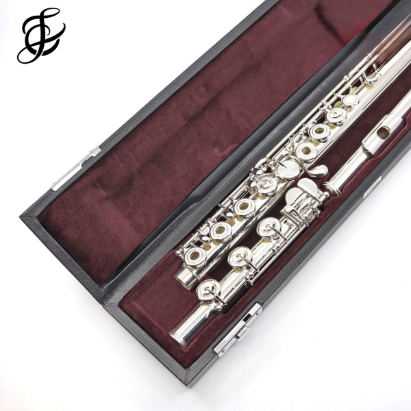 Yamaha Professional Flute Model 577 - New Fashion