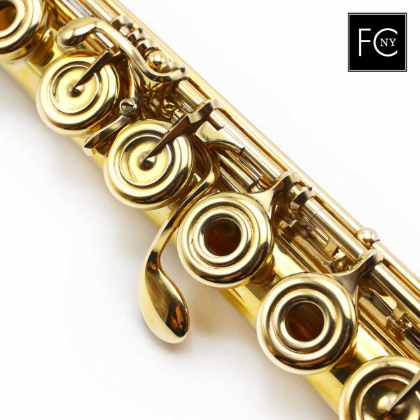 Yamaha 892 #2923 - Gold-plated sterling silver flute, inline G, on off split E mechanism, B footjoint Supply